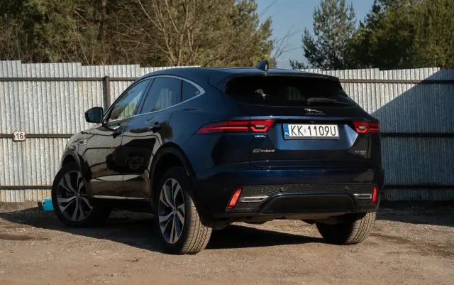 JAGUAR E-Pace D200 AWD R-Dynamic SE