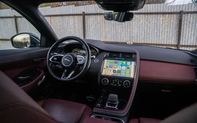 JAGUAR E-Pace D200 AWD R-Dynamic SE