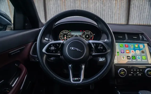 JAGUAR E-Pace D200 AWD R-Dynamic SE