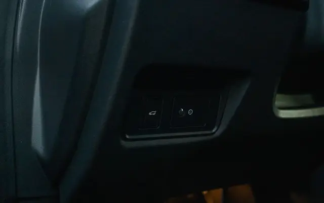 JAGUAR E-Pace D200 AWD R-Dynamic SE