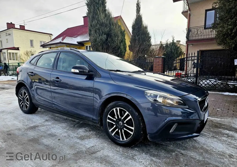 VOLVO V40 Cross Country D2 Pro