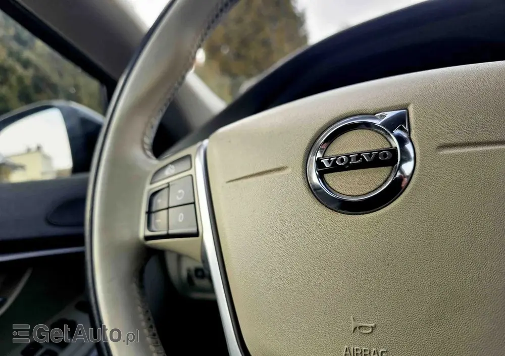 VOLVO V40 Cross Country D2 Pro