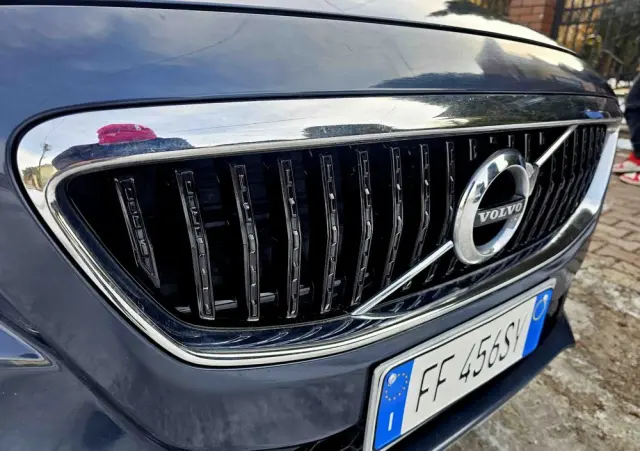 VOLVO V40 Cross Country D2 Pro