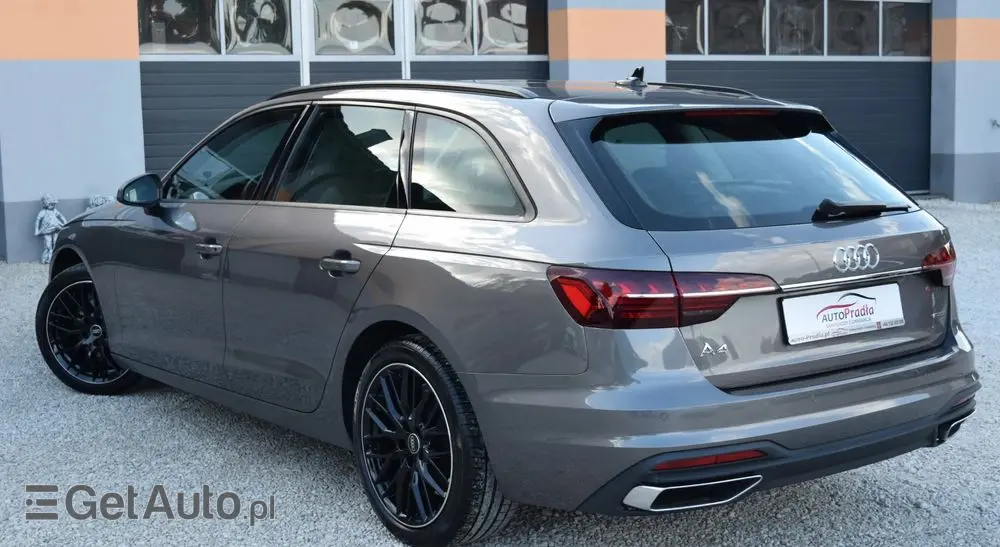 AUDI A4 Avant 40 TDI quattro S tronic advanced