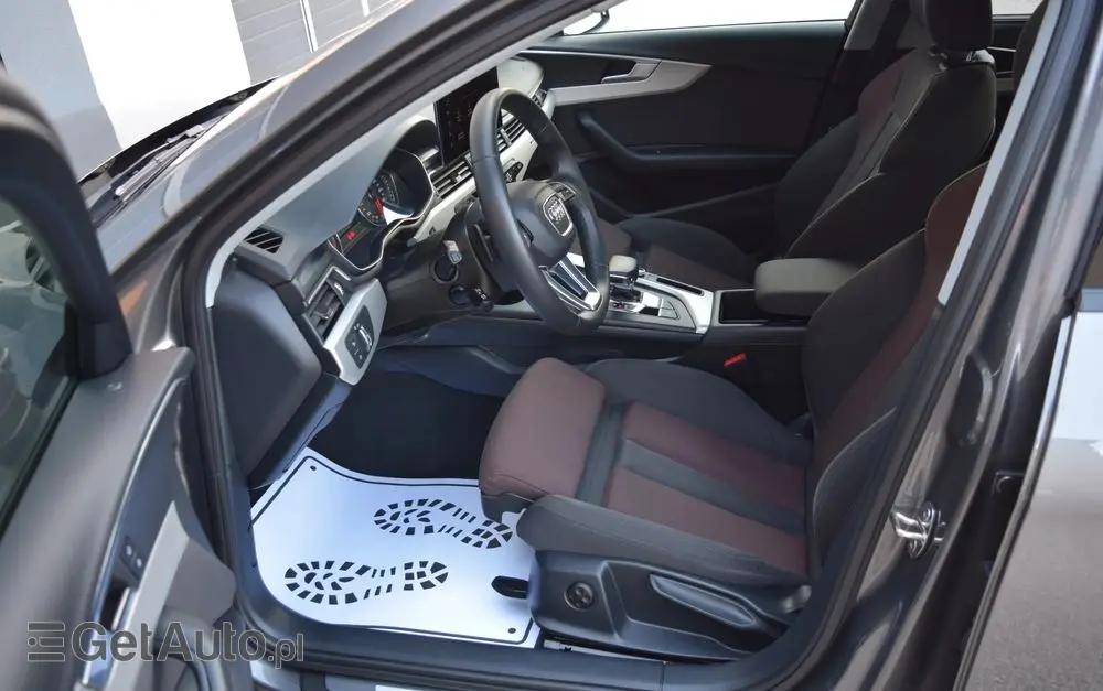 AUDI A4 Avant 40 TDI quattro S tronic advanced