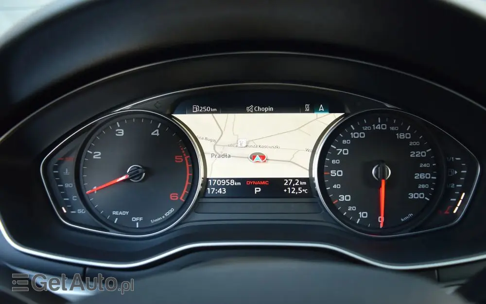 AUDI A4 Avant 40 TDI quattro S tronic advanced