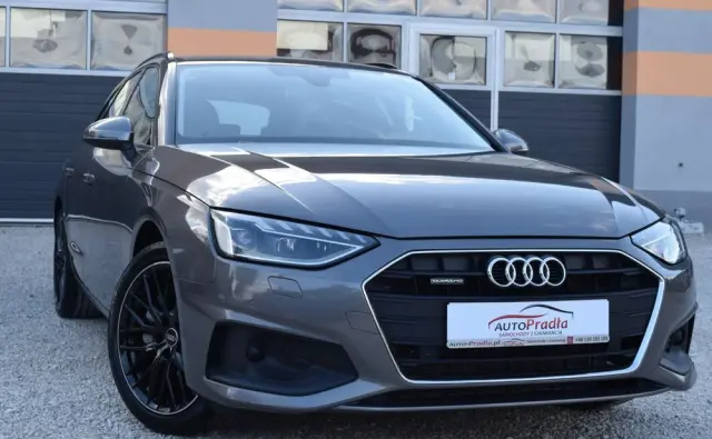 AUDI A4 Avant 40 TDI quattro S tronic advanced