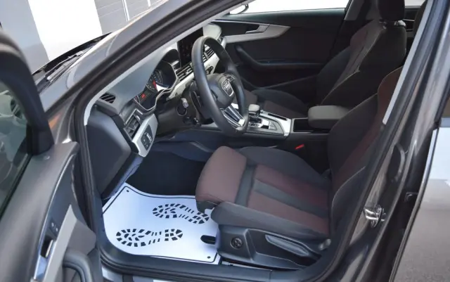 AUDI A4 Avant 40 TDI quattro S tronic advanced