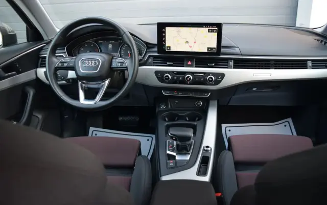 AUDI A4 Avant 40 TDI quattro S tronic advanced