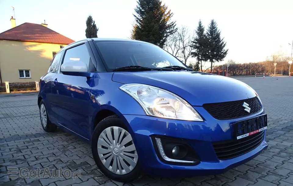 SUZUKI Swift 