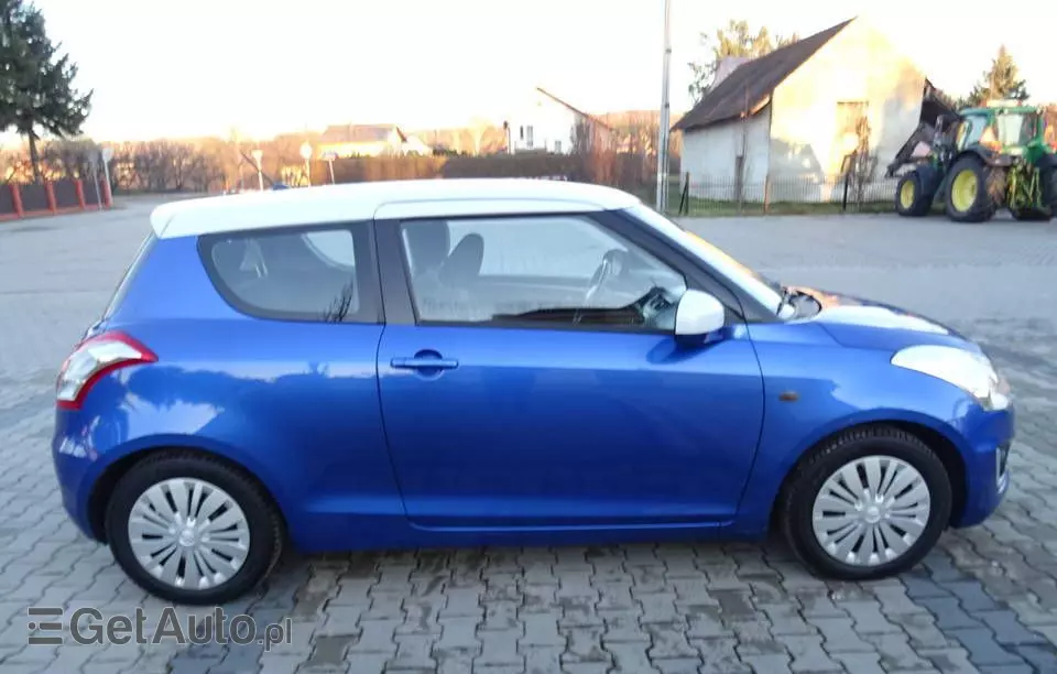 SUZUKI Swift 