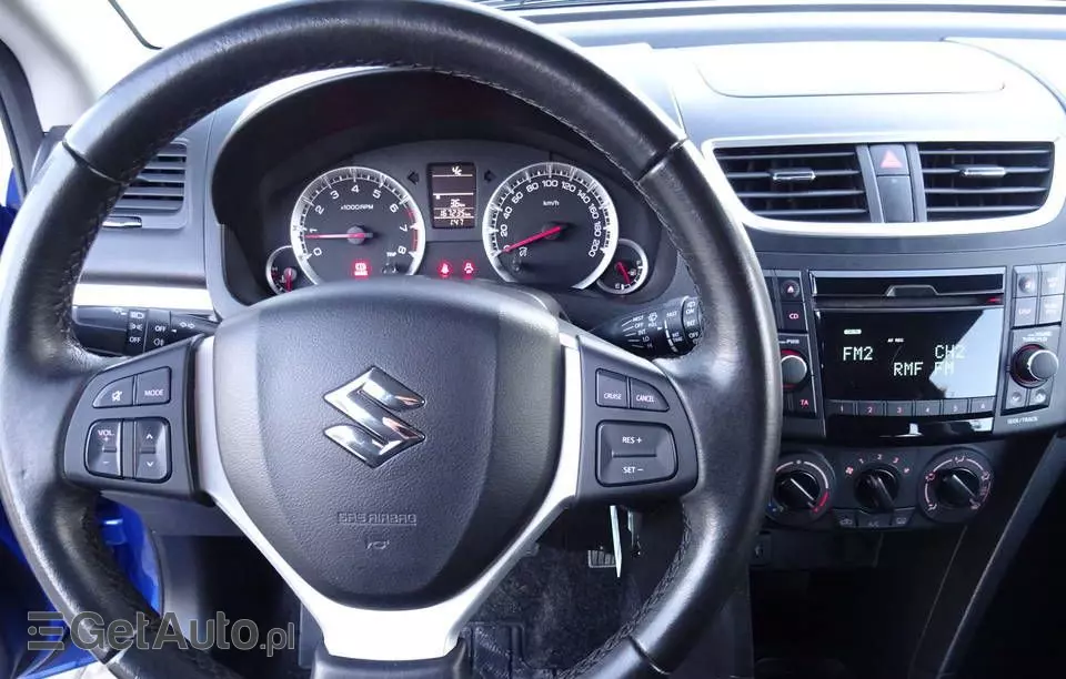 SUZUKI Swift 