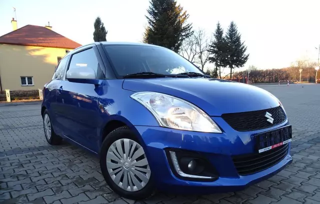SUZUKI Swift 