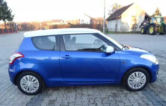SUZUKI Swift 