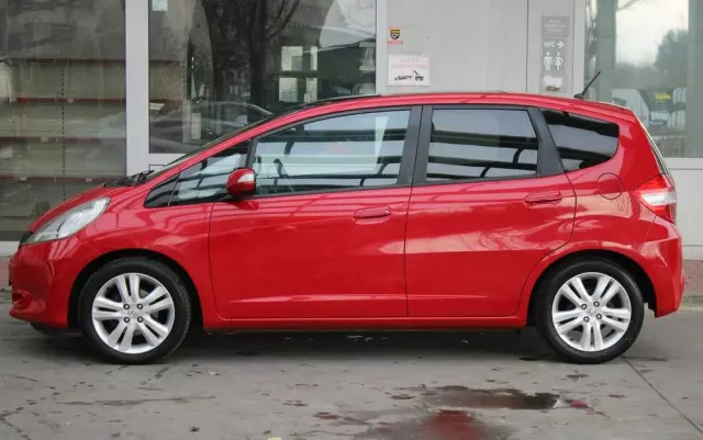 HONDA Jazz 1.4 i-VTEC Elegance