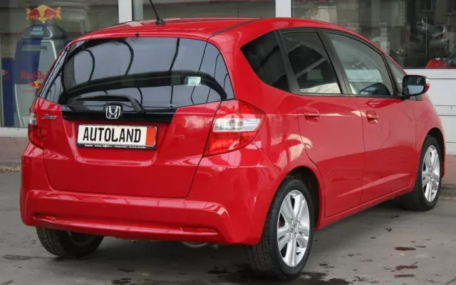 HONDA Jazz 1.4 i-VTEC Elegance