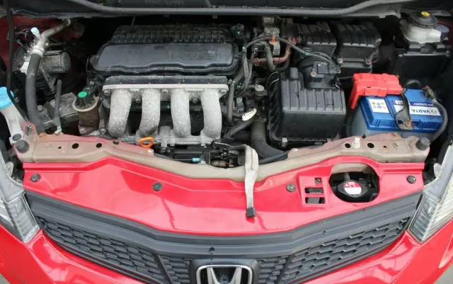 HONDA Jazz 1.4 i-VTEC Elegance