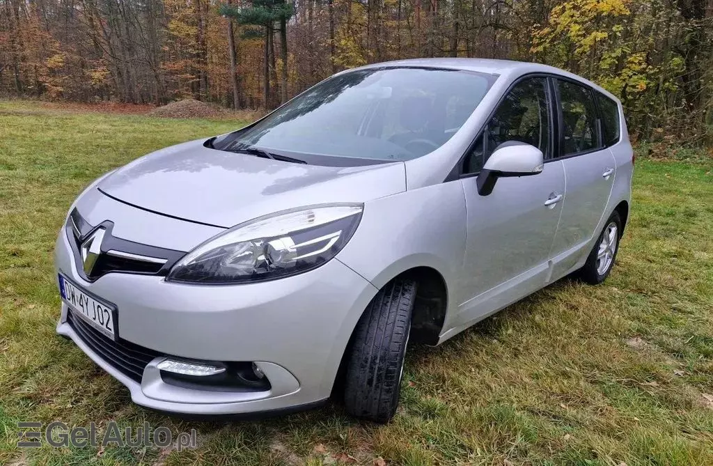 RENAULT Grand Scenic 