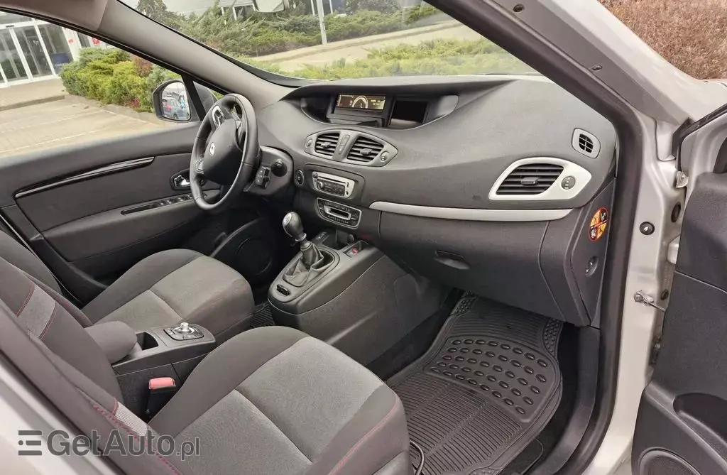 RENAULT Grand Scenic 