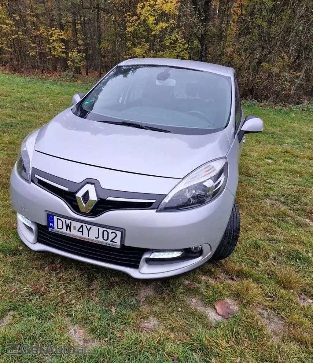 RENAULT Grand Scenic 