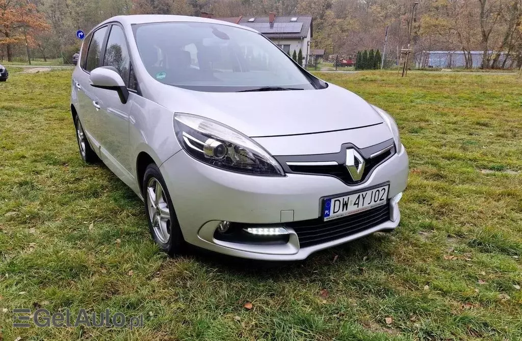 RENAULT Grand Scenic 