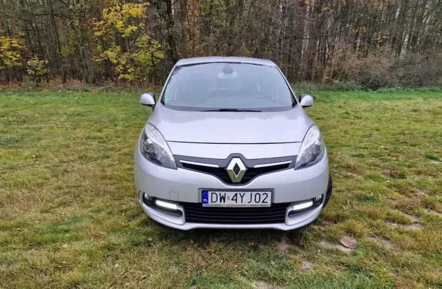 RENAULT Grand Scenic 