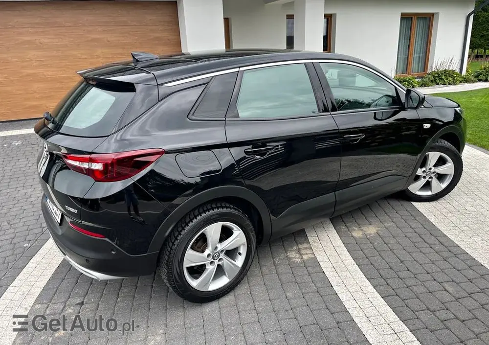 OPEL Grandland X 1.2 Start/Stop Business INNOVATION