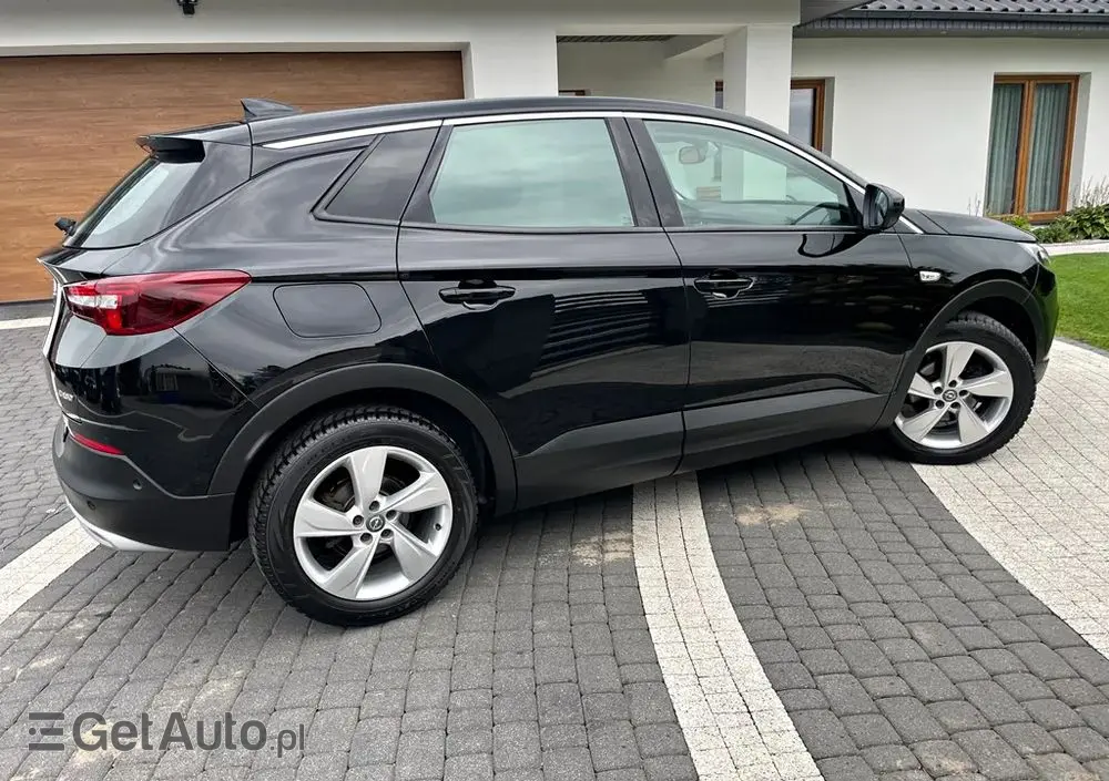 OPEL Grandland X 1.2 Start/Stop Business INNOVATION