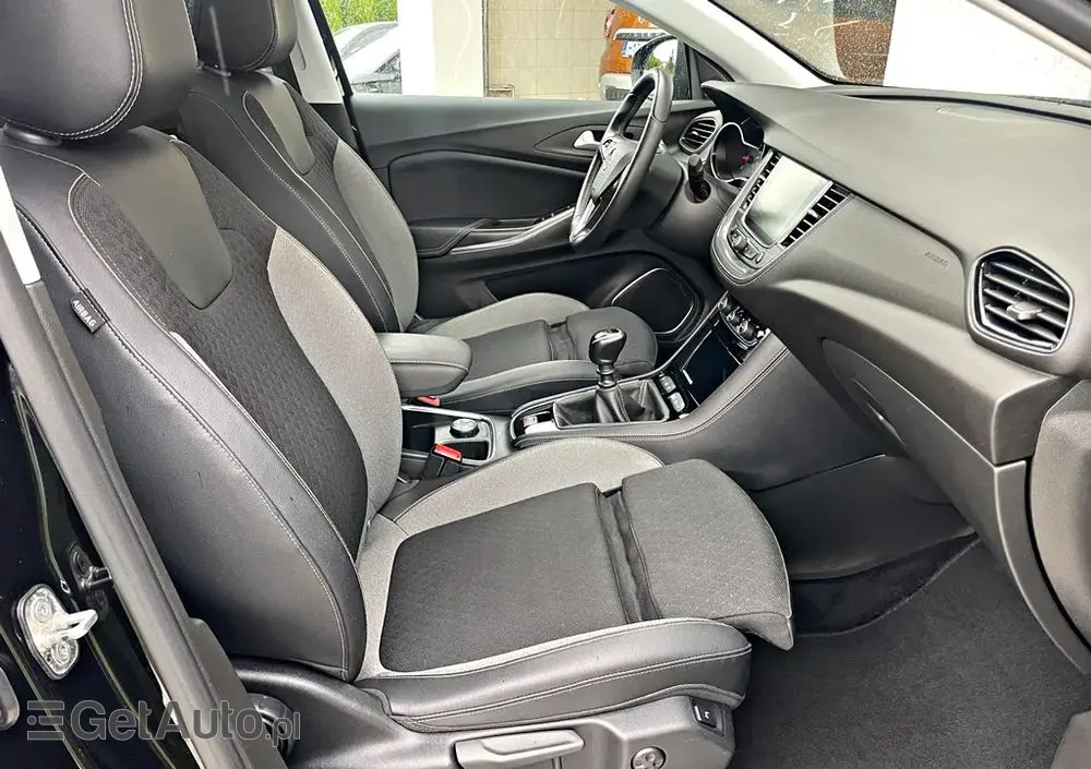 OPEL Grandland X 1.2 Start/Stop Business INNOVATION