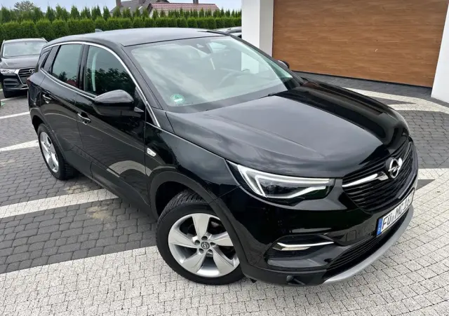 OPEL Grandland X 1.2 Start/Stop Business INNOVATION