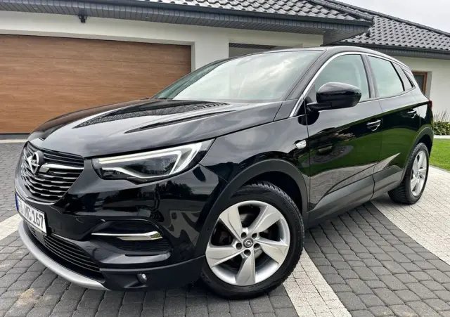 OPEL Grandland X 1.2 Start/Stop Business INNOVATION