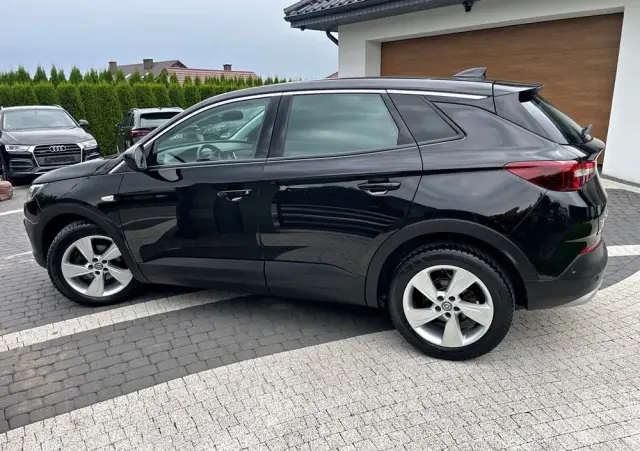 OPEL Grandland X 1.2 Start/Stop Business INNOVATION