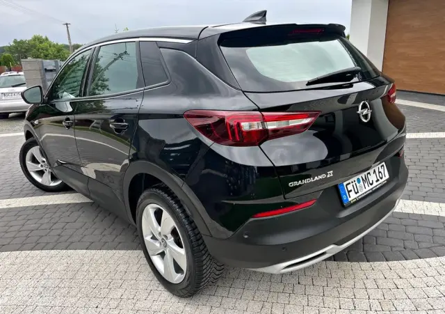 OPEL Grandland X 1.2 Start/Stop Business INNOVATION