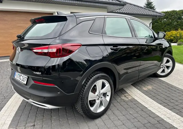 OPEL Grandland X 1.2 Start/Stop Business INNOVATION