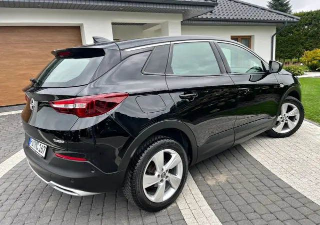 OPEL Grandland X 1.2 Start/Stop Business INNOVATION