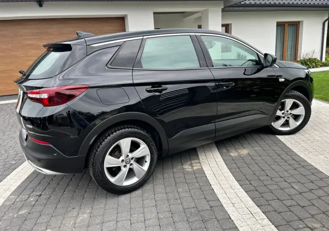OPEL Grandland X 1.2 Start/Stop Business INNOVATION