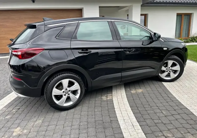 OPEL Grandland X 1.2 Start/Stop Business INNOVATION