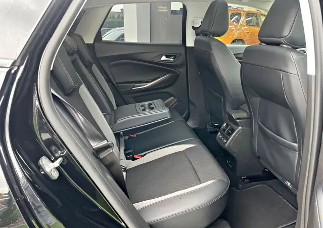 OPEL Grandland X 1.2 Start/Stop Business INNOVATION