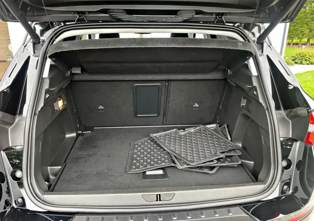 OPEL Grandland X 1.2 Start/Stop Business INNOVATION