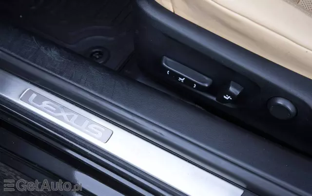 LEXUS RC 300h Prestige