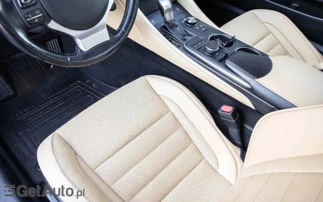 LEXUS RC 300h Prestige