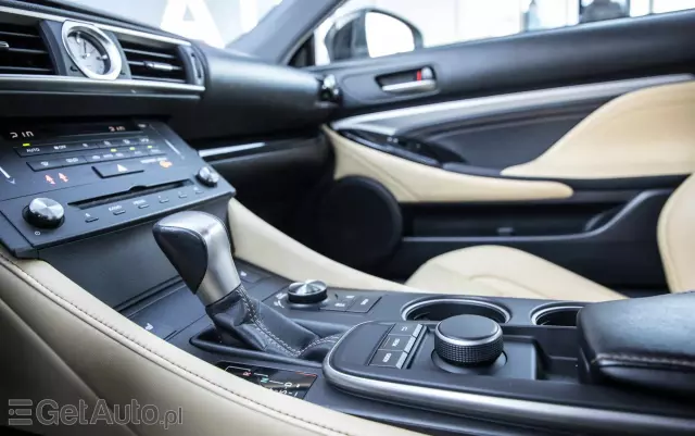 LEXUS RC 300h Prestige