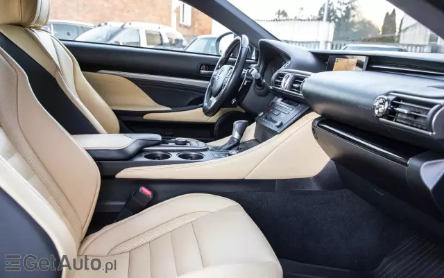 LEXUS RC 300h Prestige