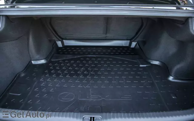 LEXUS RC 300h Prestige