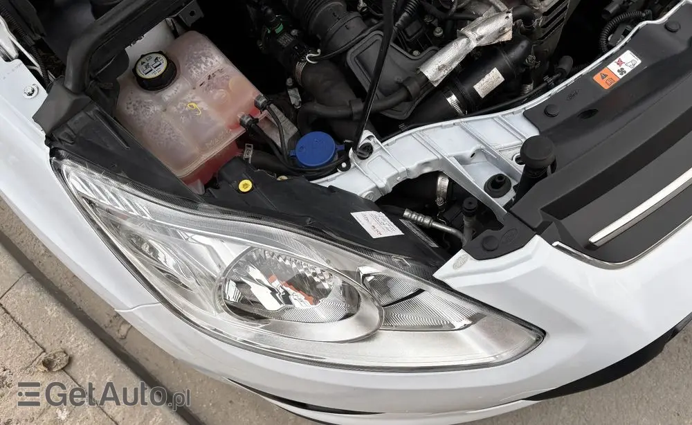 FORD C-MAX 1.0 EcoBoost Start-Stopp-System Ambiente