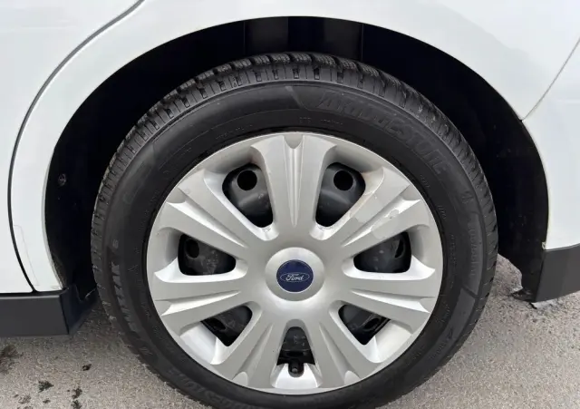 FORD C-MAX 1.0 EcoBoost Start-Stopp-System Ambiente