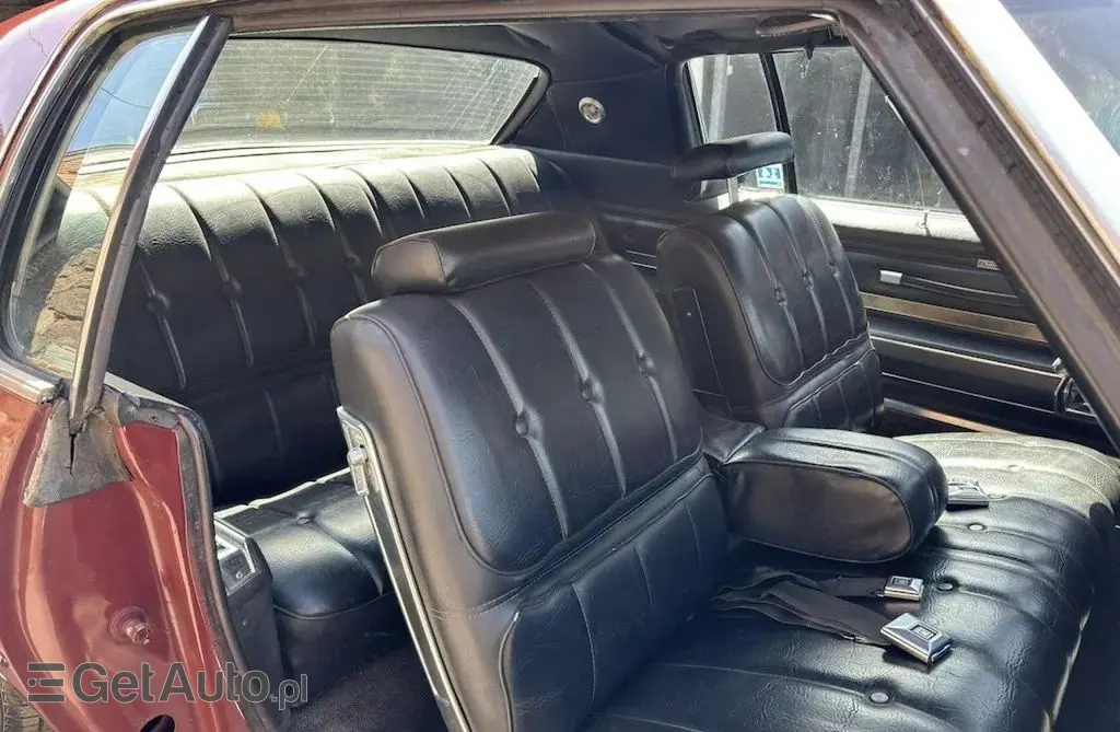 OLDSMOBILE Toronado 