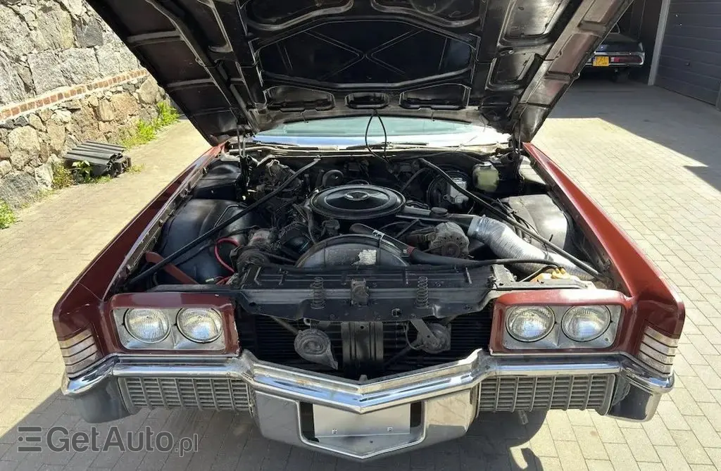 OLDSMOBILE Toronado 