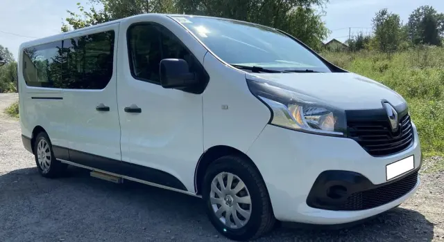 RENAULT Trafic 