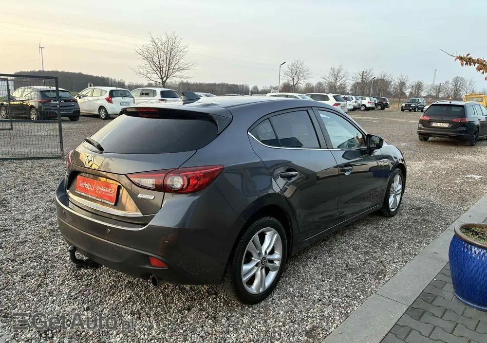 MAZDA 3 SKYACTIV-G 120 Center-Line